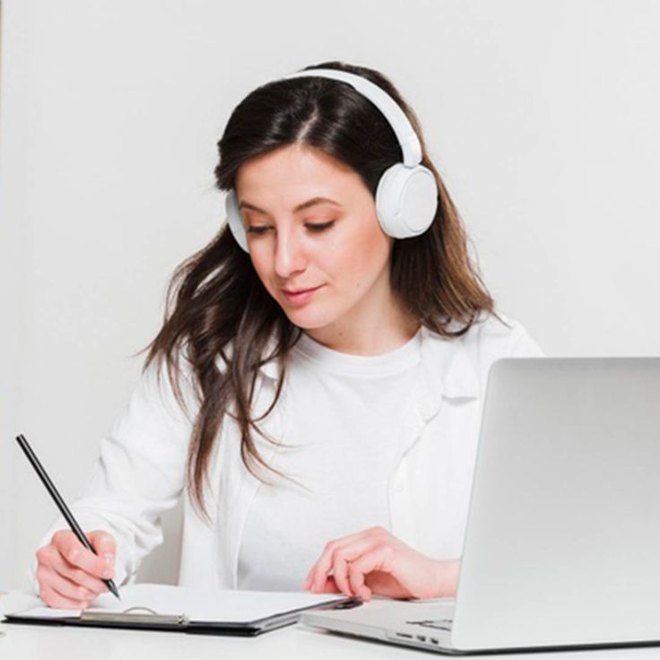 Study English Online with native speaking teachers from the UK