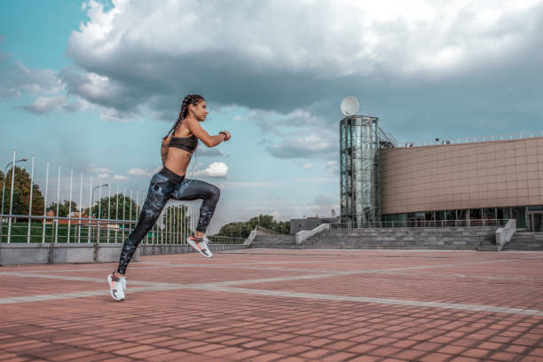 How Short Workouts with Fitness Apps Can Help You Reach Your Fitness Goals in 2024 4 Short Workouts