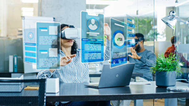 Virtual customer service utilizes a virtual experience (VX) with AR to demonstrate products and troubleshoot issues remotely.